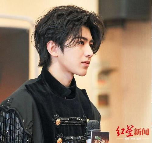 蔡徐坤圈内人爆料,不为人知的背后故事 第1张 蔡徐坤圈内人爆料,不为人知的背后故事 第1张